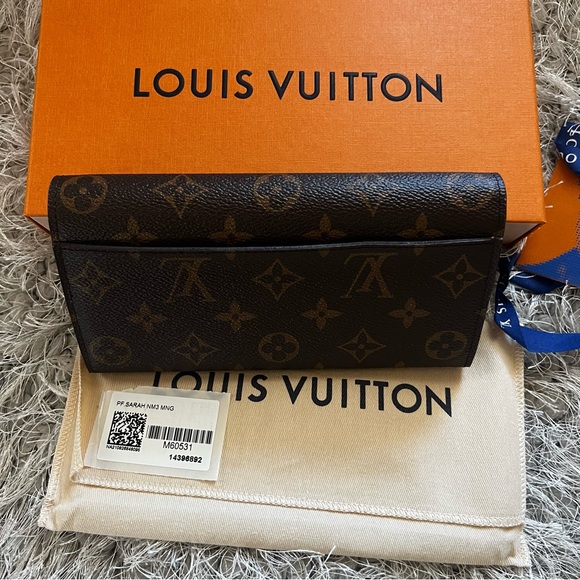 LOUIS VUITTON MONOGRAM SARAH WALLET LONG - Picture 7 of 15